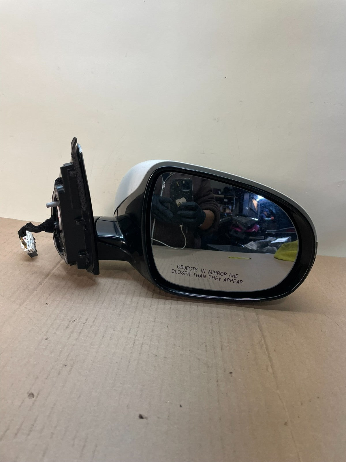 2016 to 2020 Kia Sorento Right Passenger Door Mirror Turn Signal aj0710 DG9