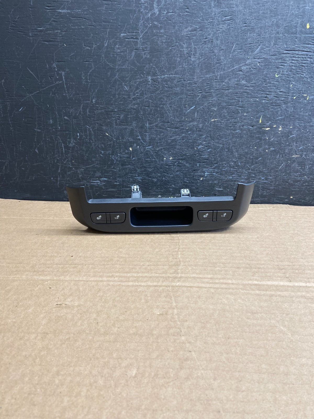 2017-2020 Chevrolet Colorado Gmc Canyon Seat Heat Cool Switch Panel AF2420 DG0