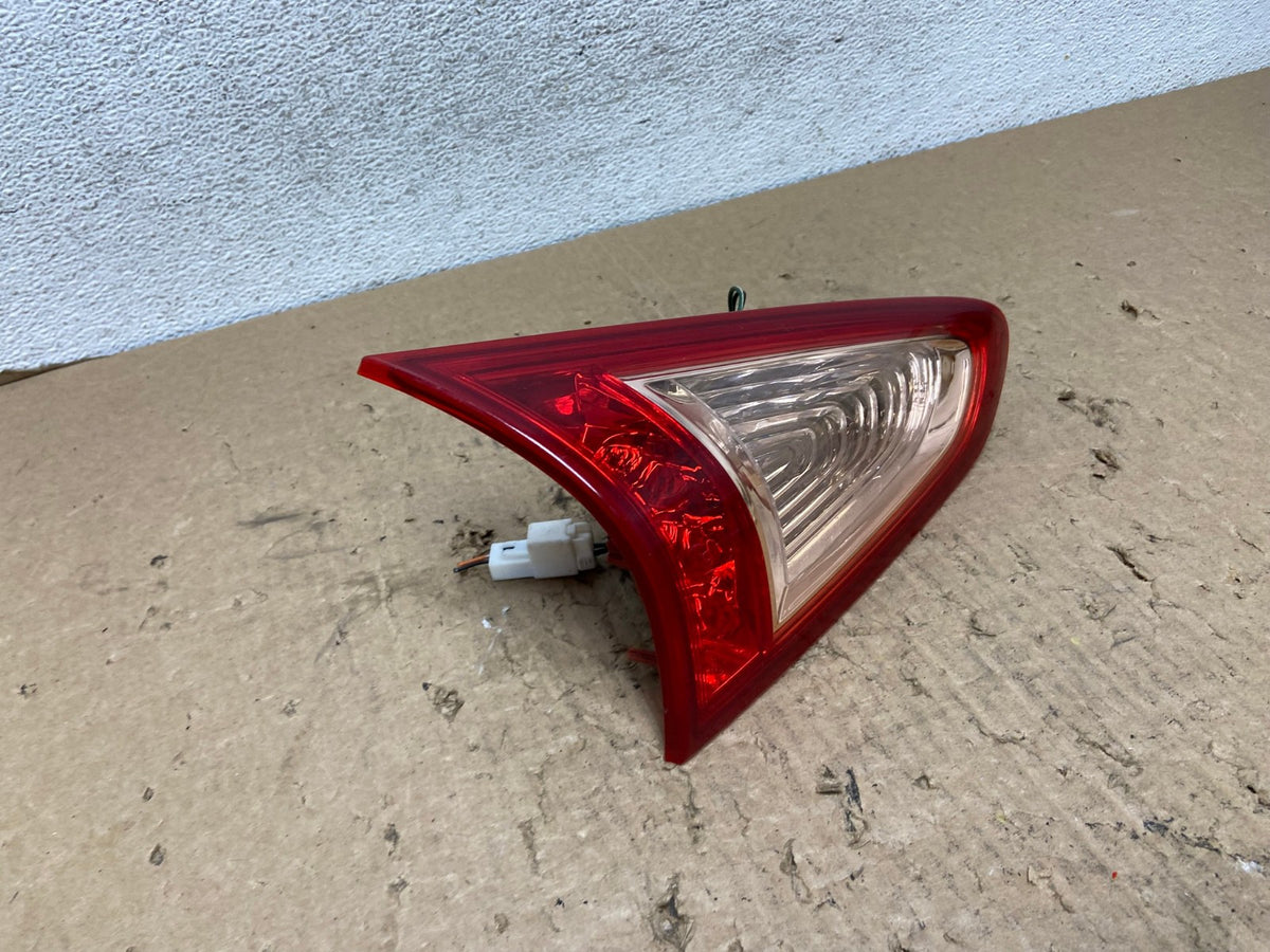 2008-2012 Infiniti Ex35 Inner Left Driver LH Side Tail Light AF8323 LK2