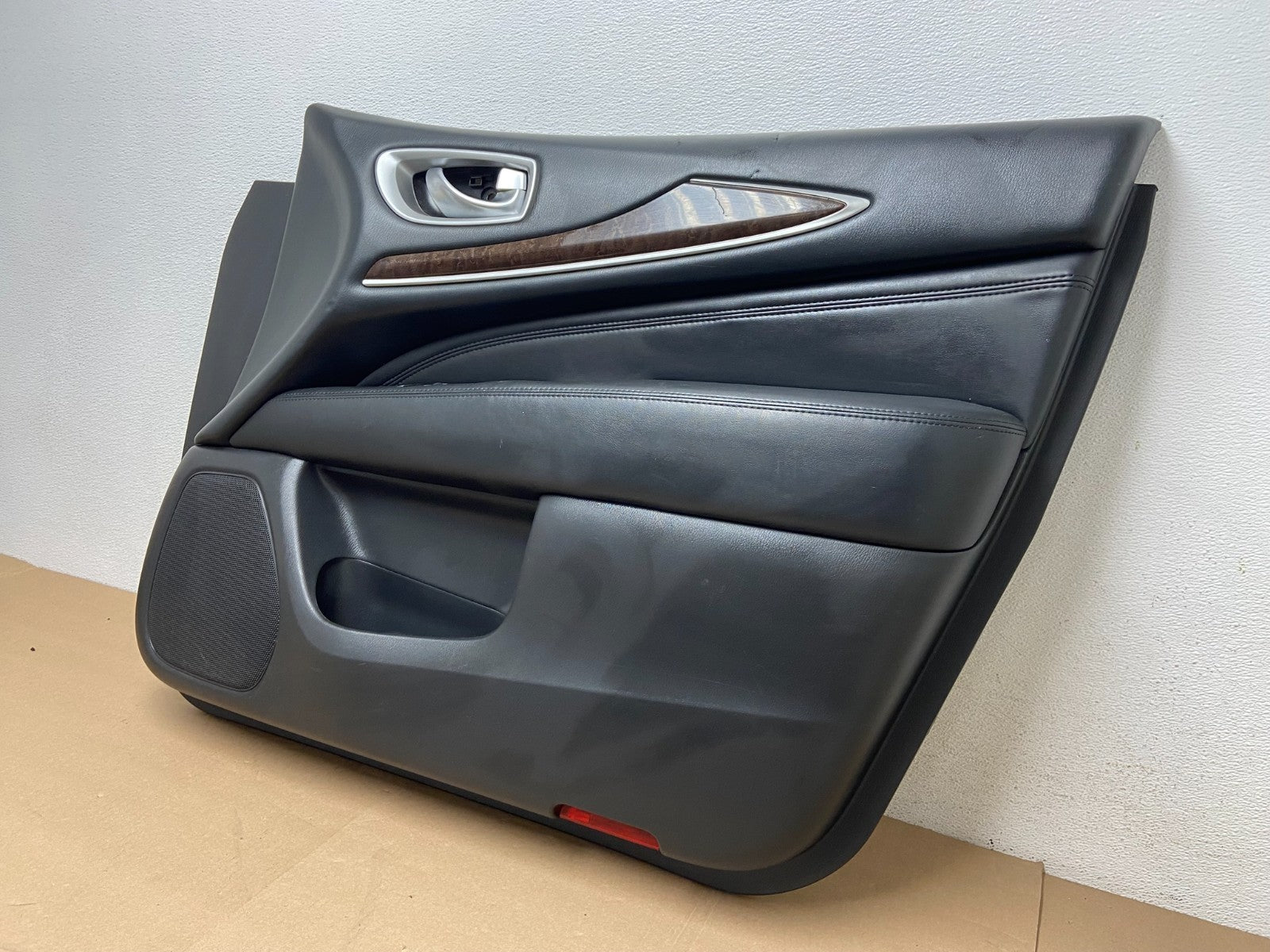 2013 2015 Infiniti JX35 QX60 Front Right Passenger Door Trim Panel AG4510 DG1