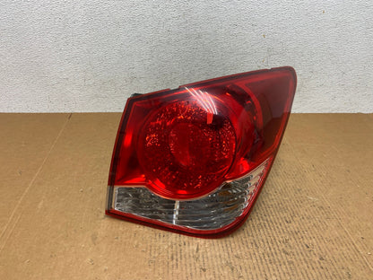 2011 2012 2013 2014 Chevrolet Cruze Right Passinger RH Side Tail Light AE1339 LK0
