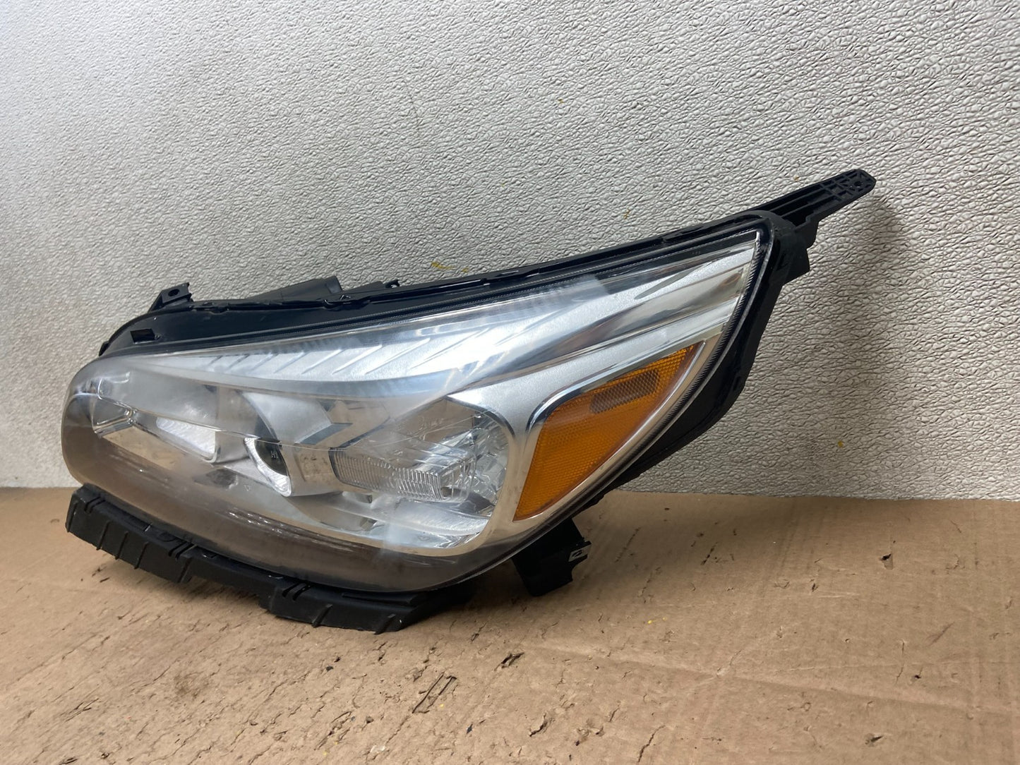 2013 2014 2015 Chevrolet Malibu Headlight Projector Left Driver Side Oem Y49441