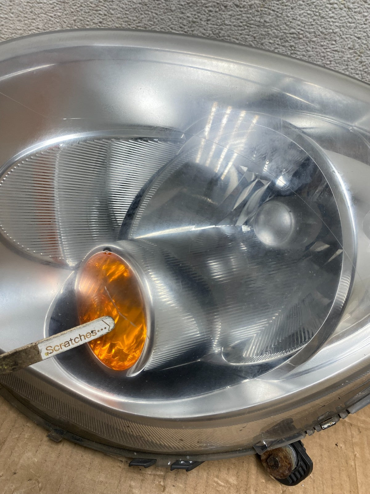 2012 to 2016 Mini Cooper Countryman Left Driver Lh Headlight Halogen AI6958 DW3