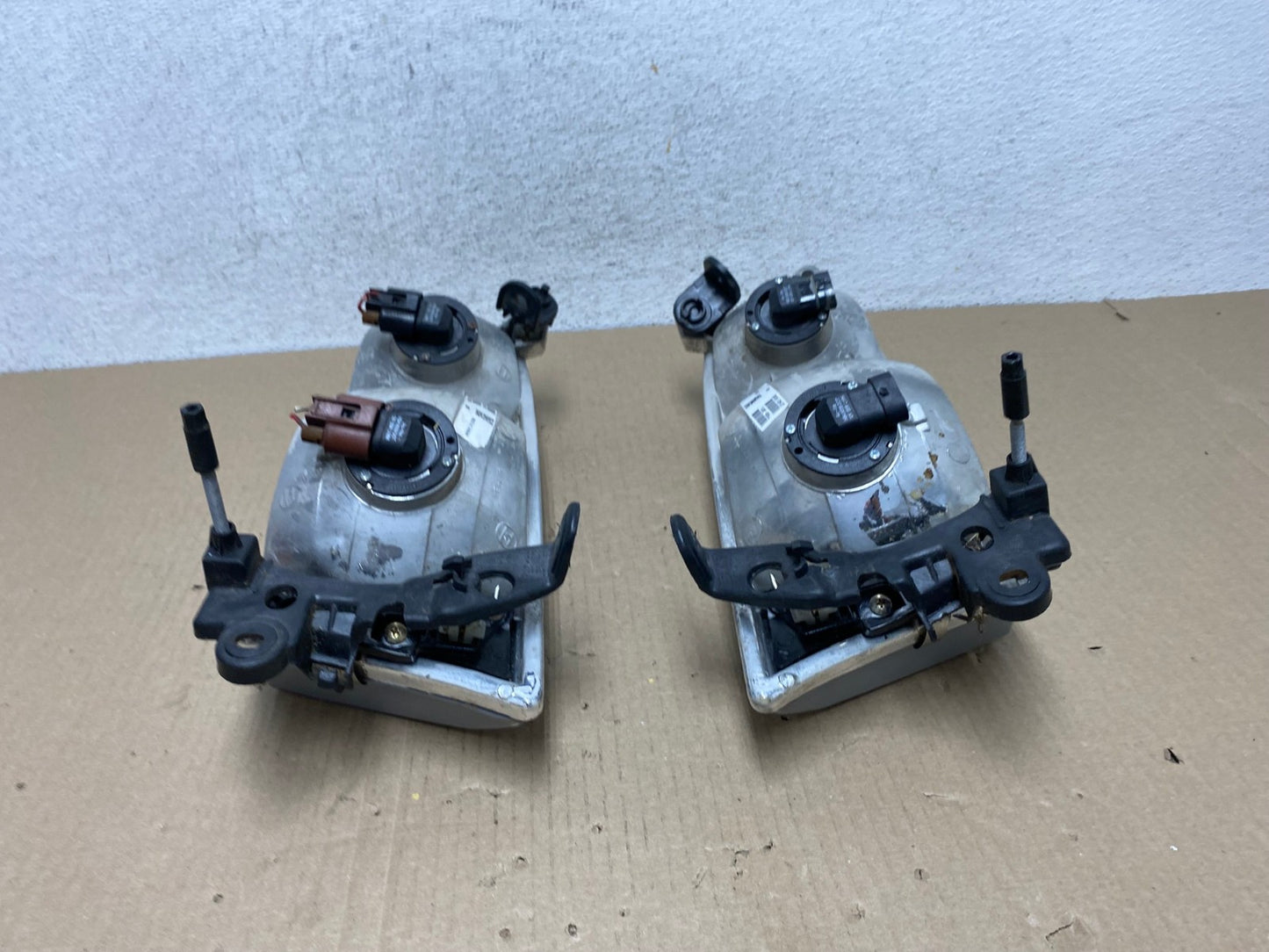 2000 to 2001 Toyota Camry Front Left+Right Side Headlights AE9486 LK5
