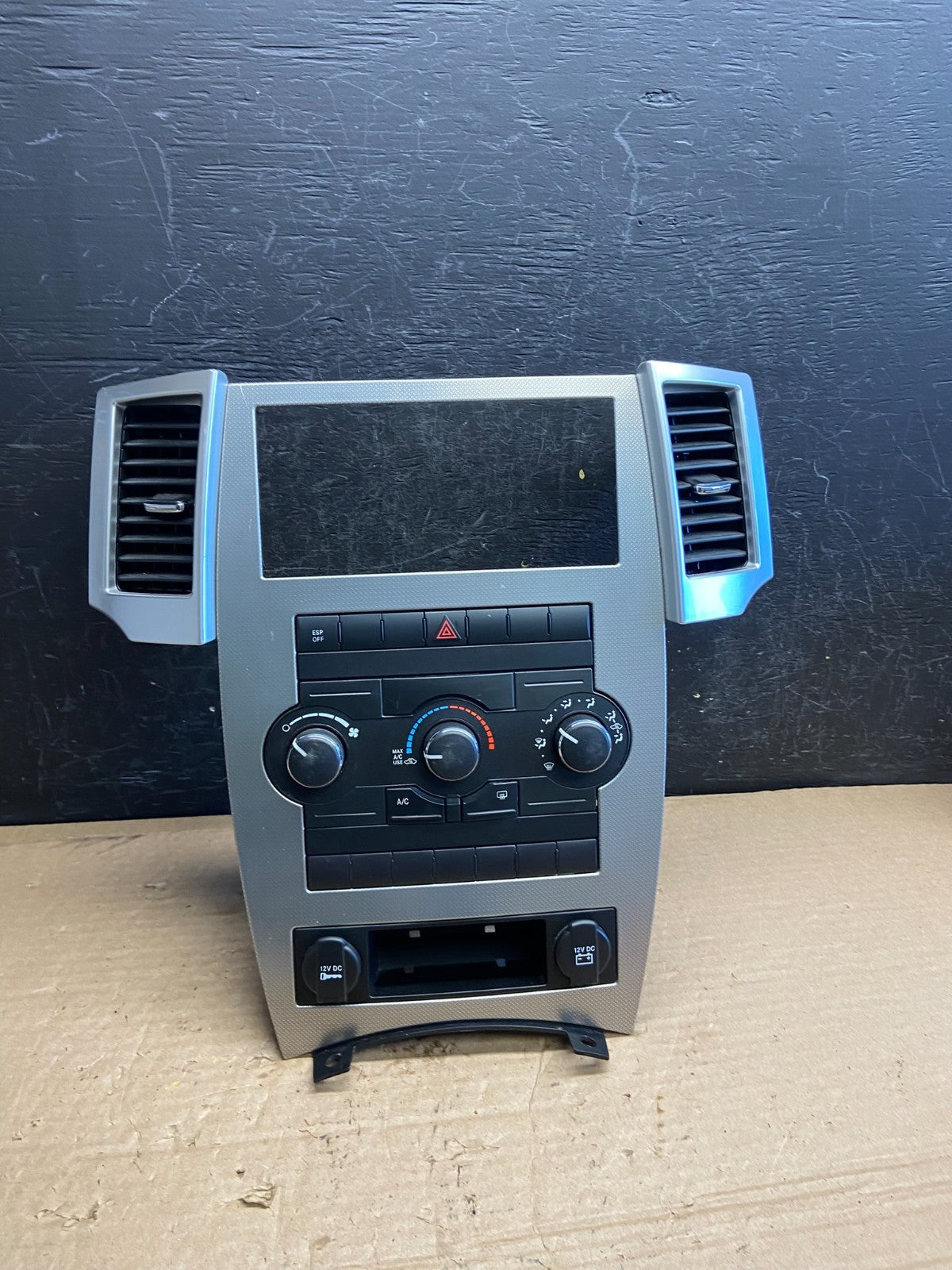 2008 to 2010 Jeep Grand Cherokee Center A/C Heater Climate Control AF2208 DG0