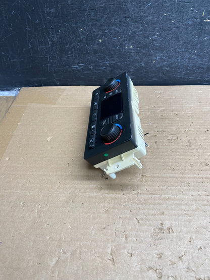 2003 to 2006 Chevrolet Silverado HVAC Heater Climate Control Module AG6228 DG2