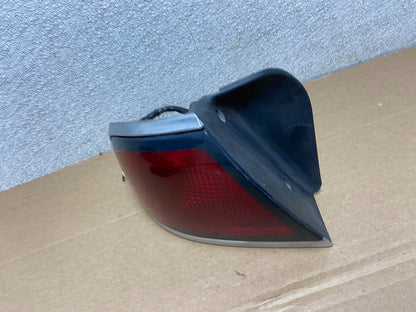 1997 - 1999 Buick Lesabre Left Driver Lh Side Tail Light Oem AB3446 LK1