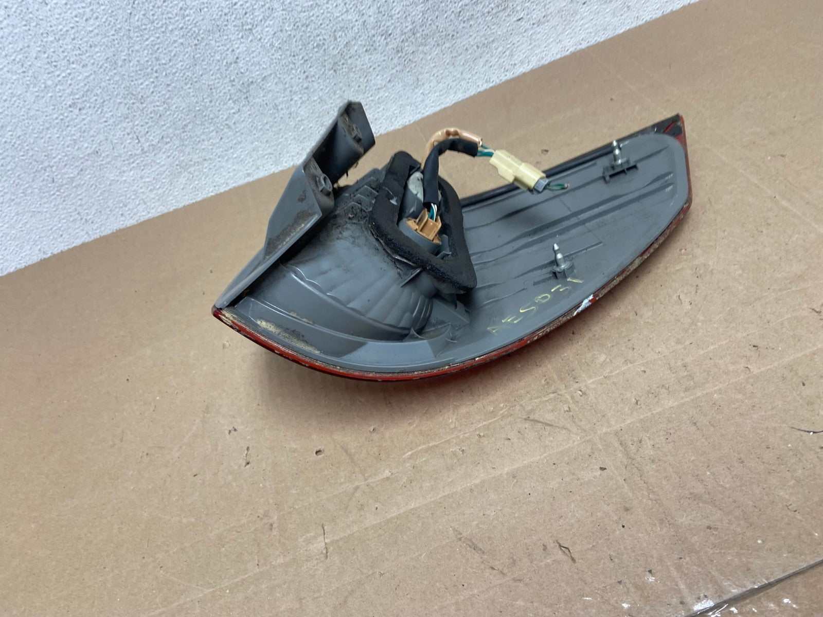 2006 to 2010 Toyota Sienna Left Driver LH Side Tail Light AE5031 LK5