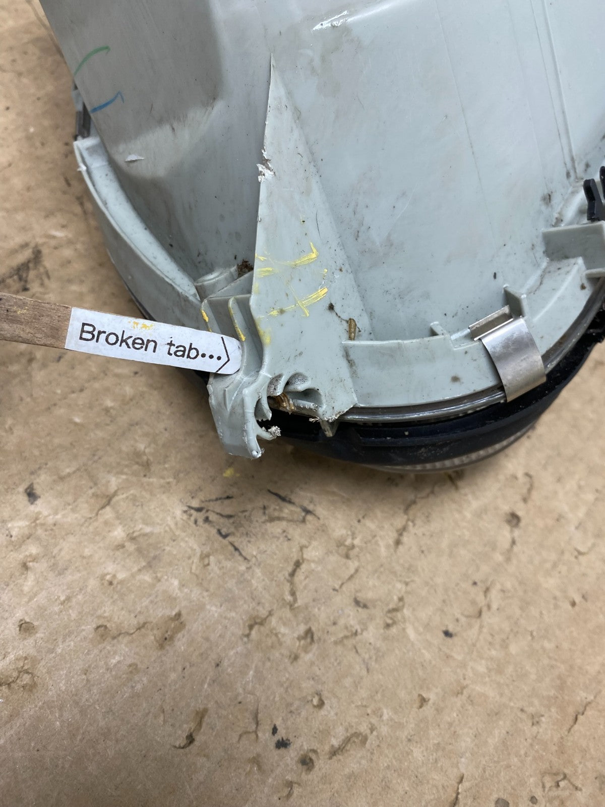 2001 - 2004 Mercedes-Benz C Class Halogen Right Passenger Headlight AF9819 DW4