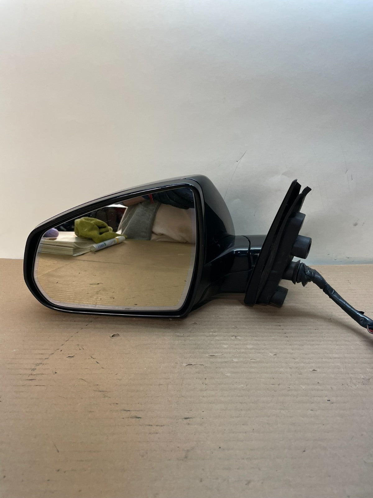 2010 to 2015 Cadillac SRX Left Driver Lh Side View Door Mirror AH8704 DG9