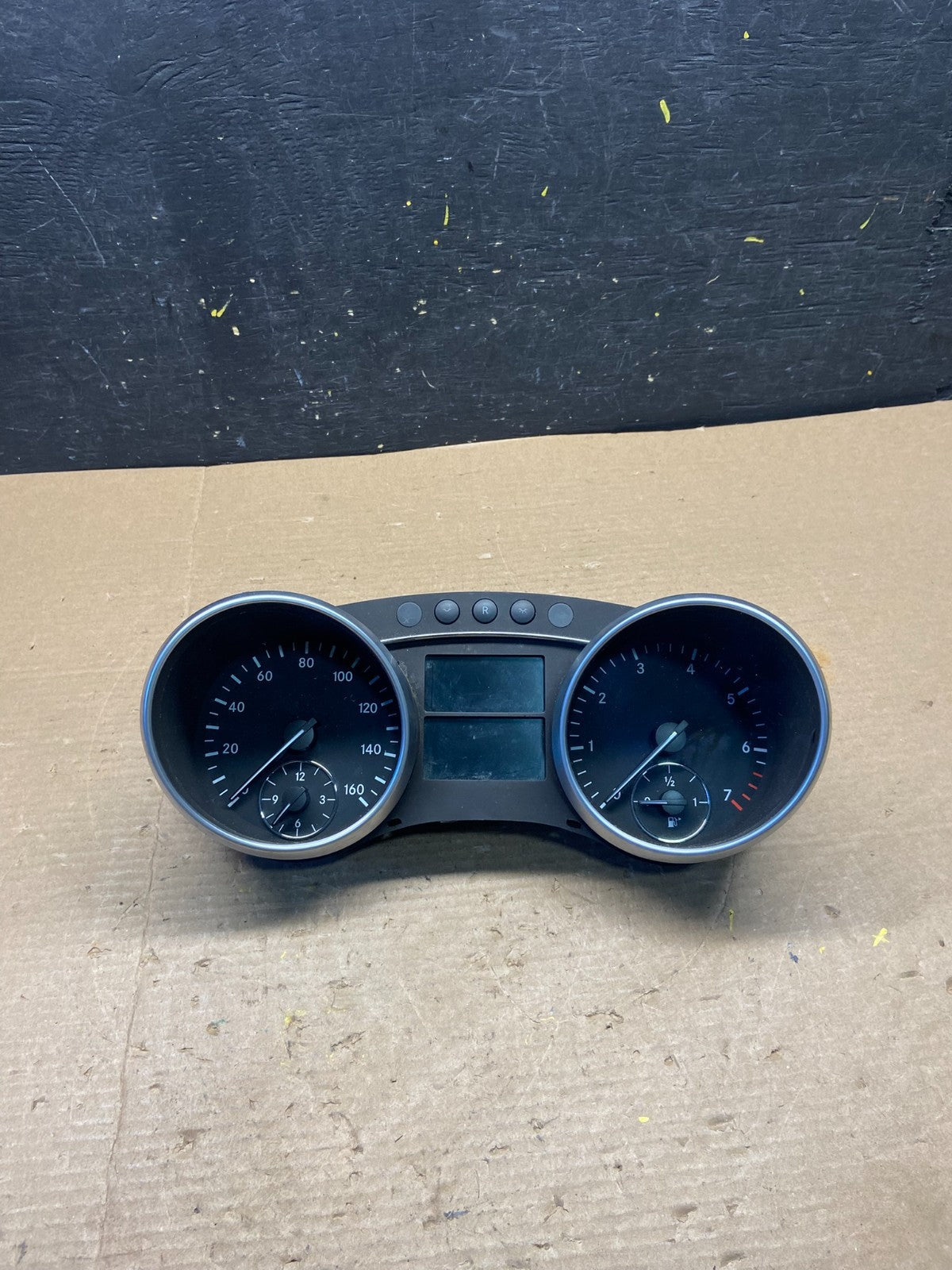 2006 2007 2008 Mercedes GL450 GL550 Instrument Cluster Speedometer Q9720 DG0