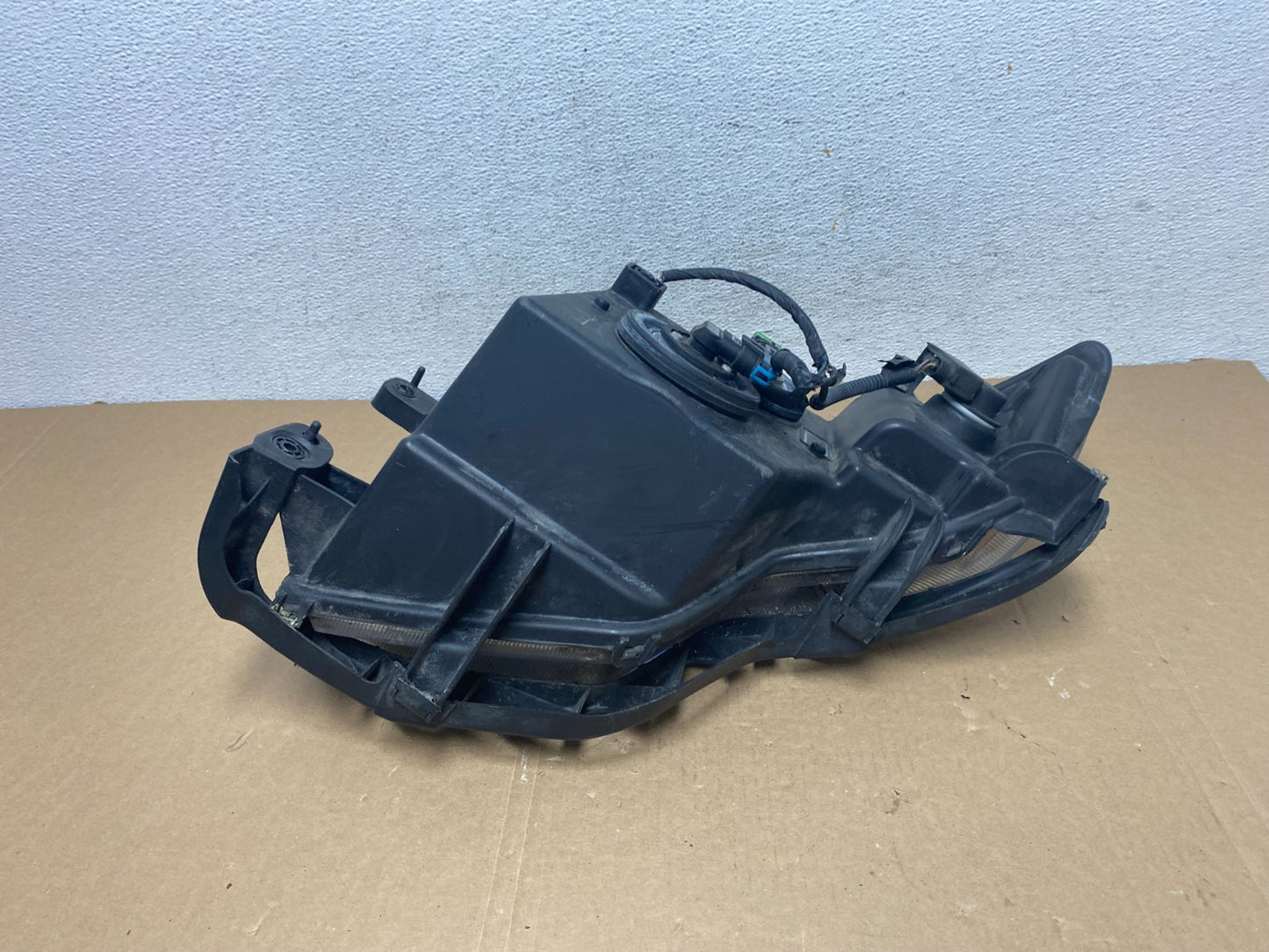 2007 to 2010 Ford Edge Right Passenger RH Halogen Headlight AD7883 DW6