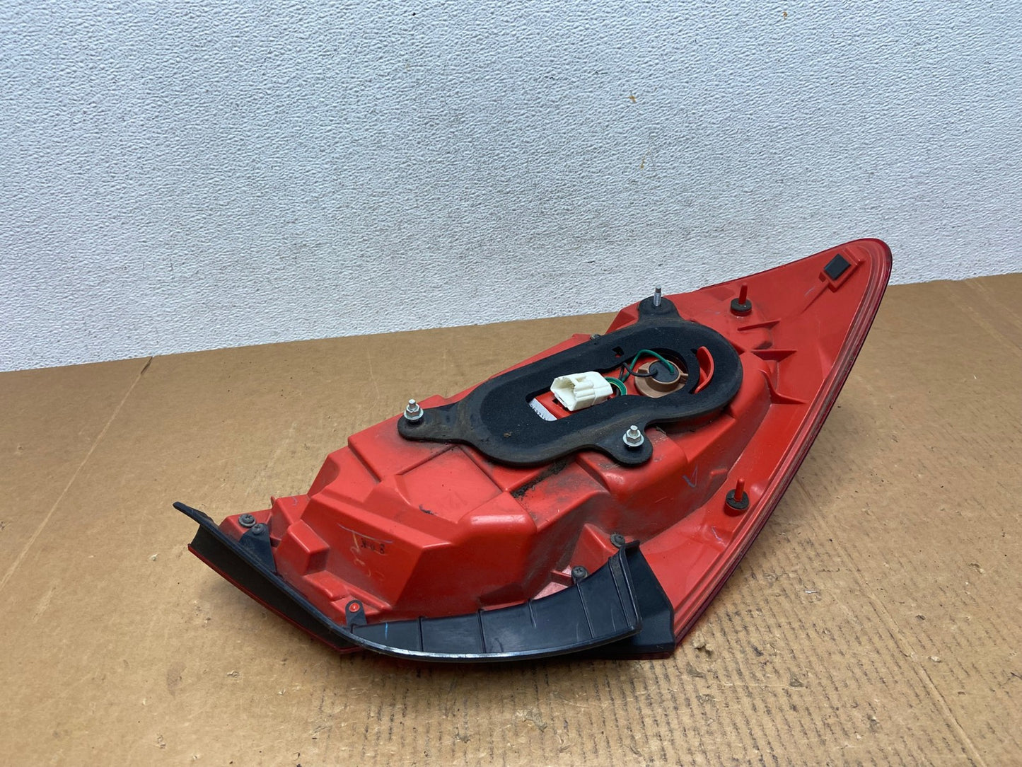2007 to 2013 Infiniti G35 G37 Sedan Right Passenger Rh Tail Light AE1253 LK4