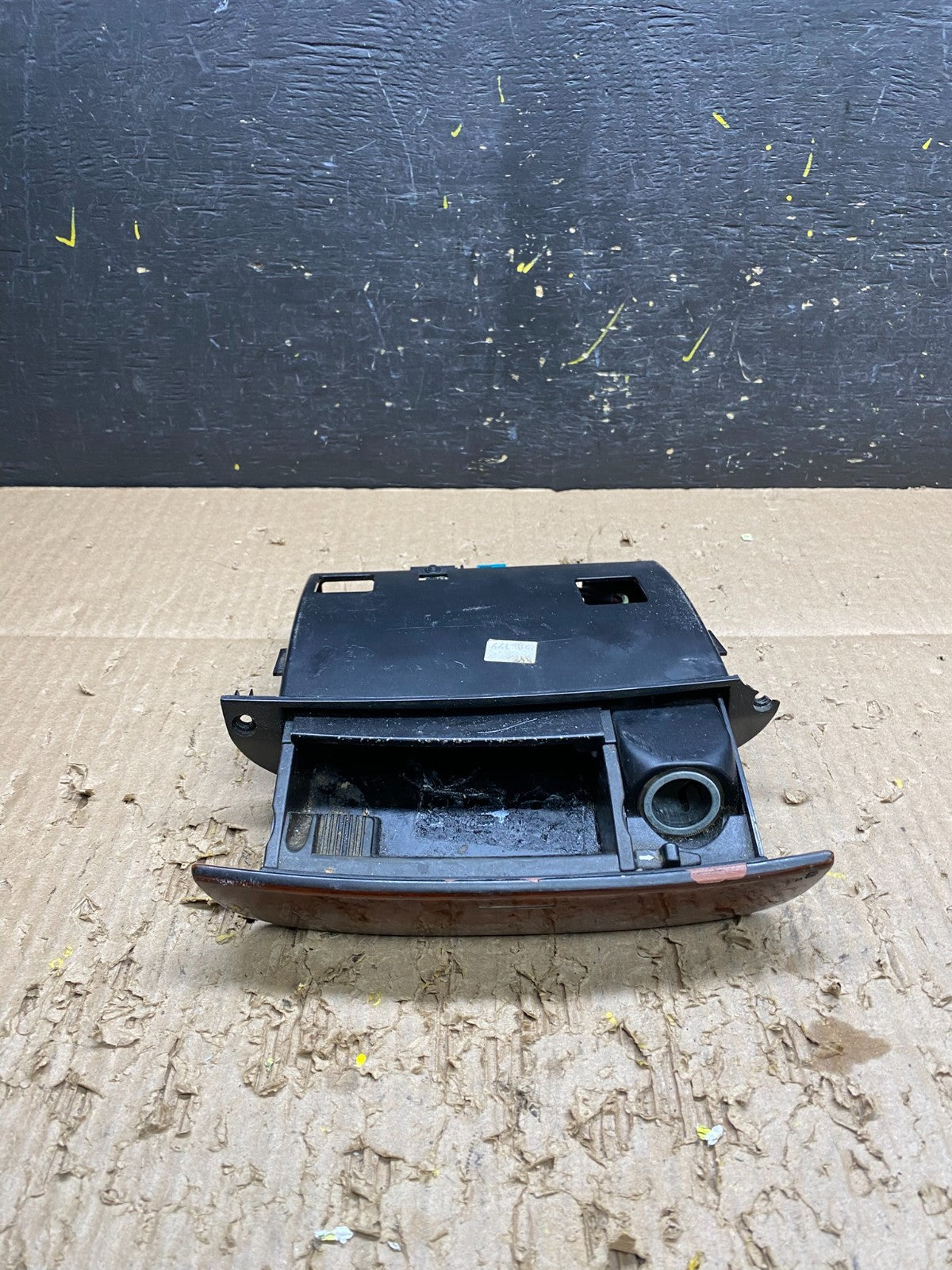 2000-2006 Mercedes S430 S500 Center Console Ash Tray Compartment OEM V7458 DG2