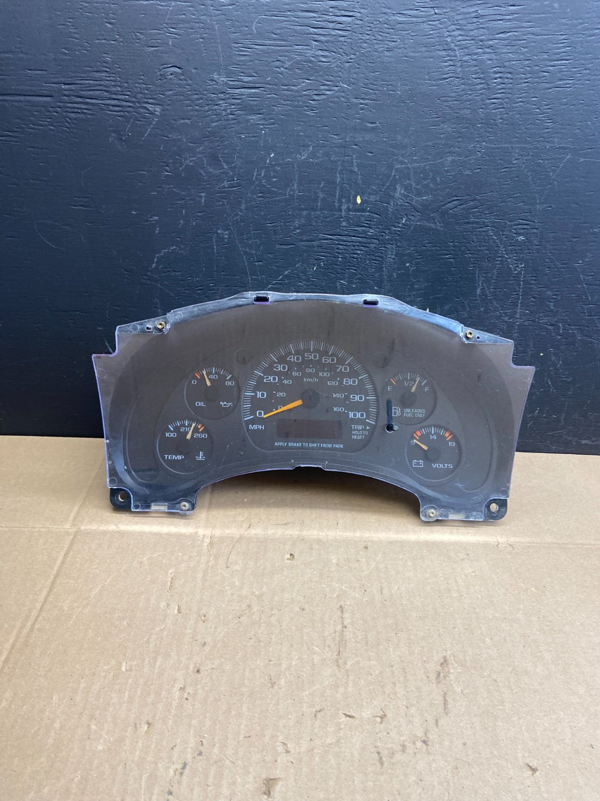2000 to 2005 Chevrolet Astro Cluster Gauge Speedometer ECM AD1706 DG0