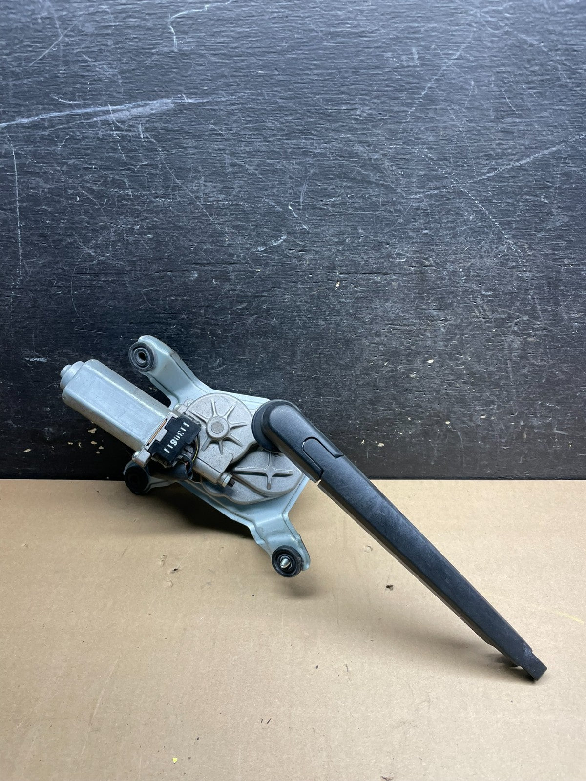 2014-2015 Kia Sorento Rear Glass Windshield Wiper Motor w4327 DG0