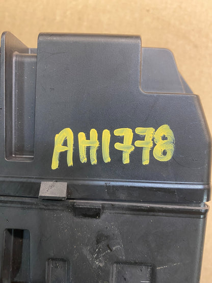 2014-2017 Mercedes-Benz S550 Seat Vacuum Pump AH1778 DG6