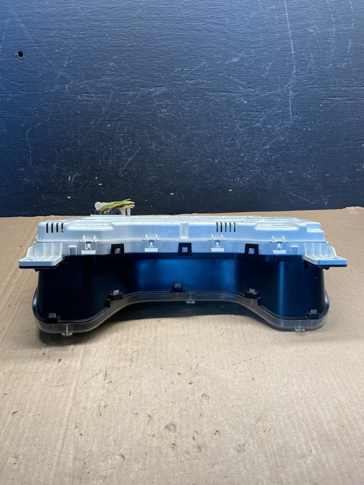 2011 to 2013 Ford E150 E250 E350 VAN Gauge Speedometer Cluster AE7599 DG4