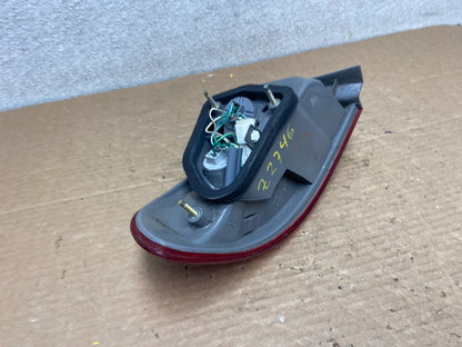 1998 1999 2000 Toyota Corolla Right Passenger Side Tail light OEM Z2746 DW4