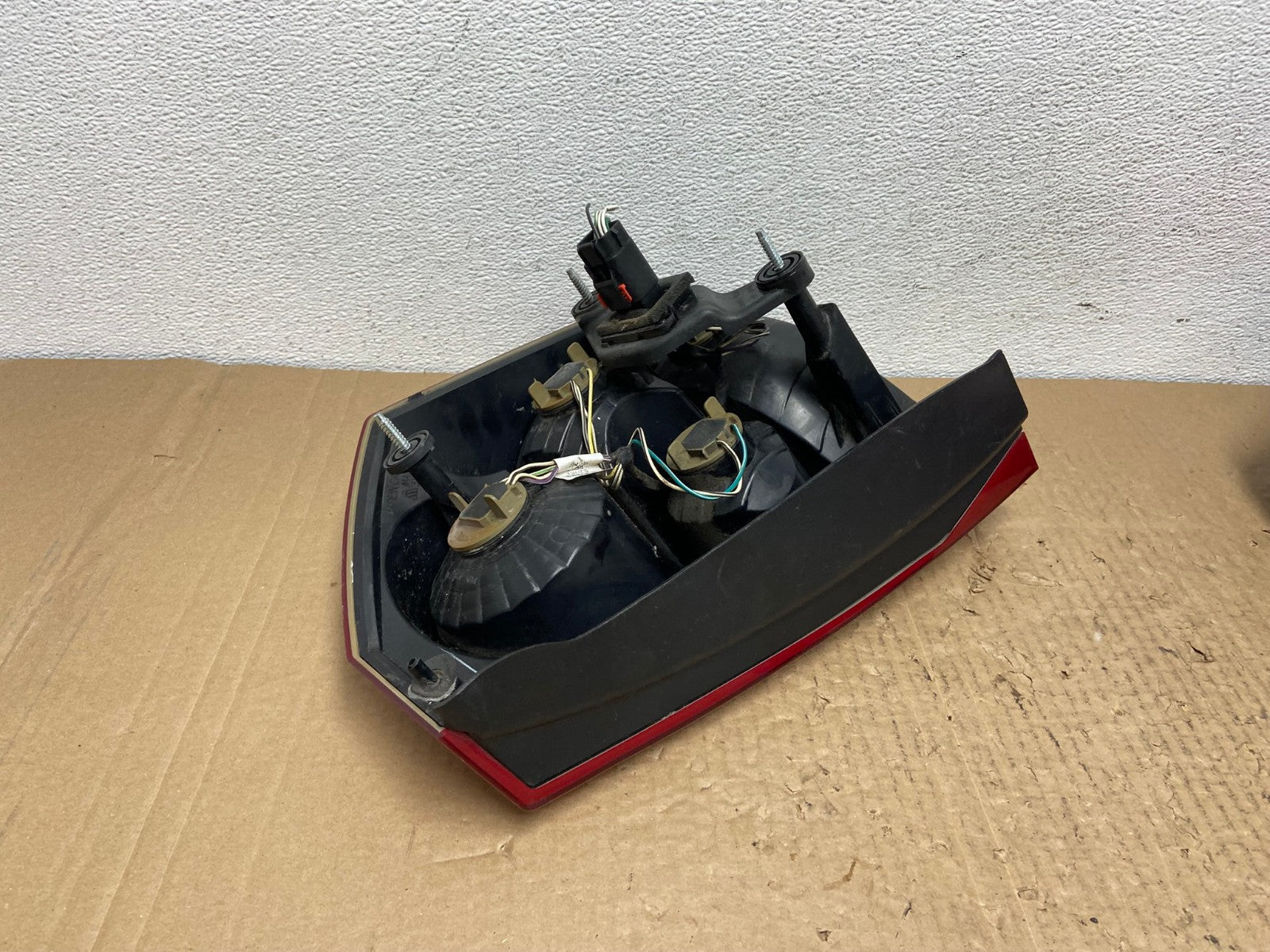 2008 2009 2010 Chrysler 300 Left Driver LH Side Tail Light OEM AC3938 LK5