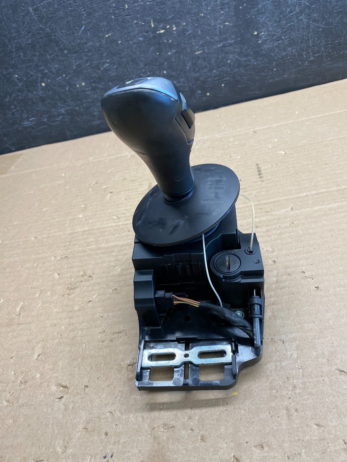 2008-2010 BMW 528I 535I E60 Auto Gear Selector Transmission Shifter AG5260 DG3