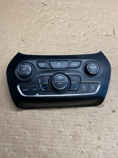 2014 to 2017 Jeep Cherokee Heater Climate Temperature Control AG8354 DG0