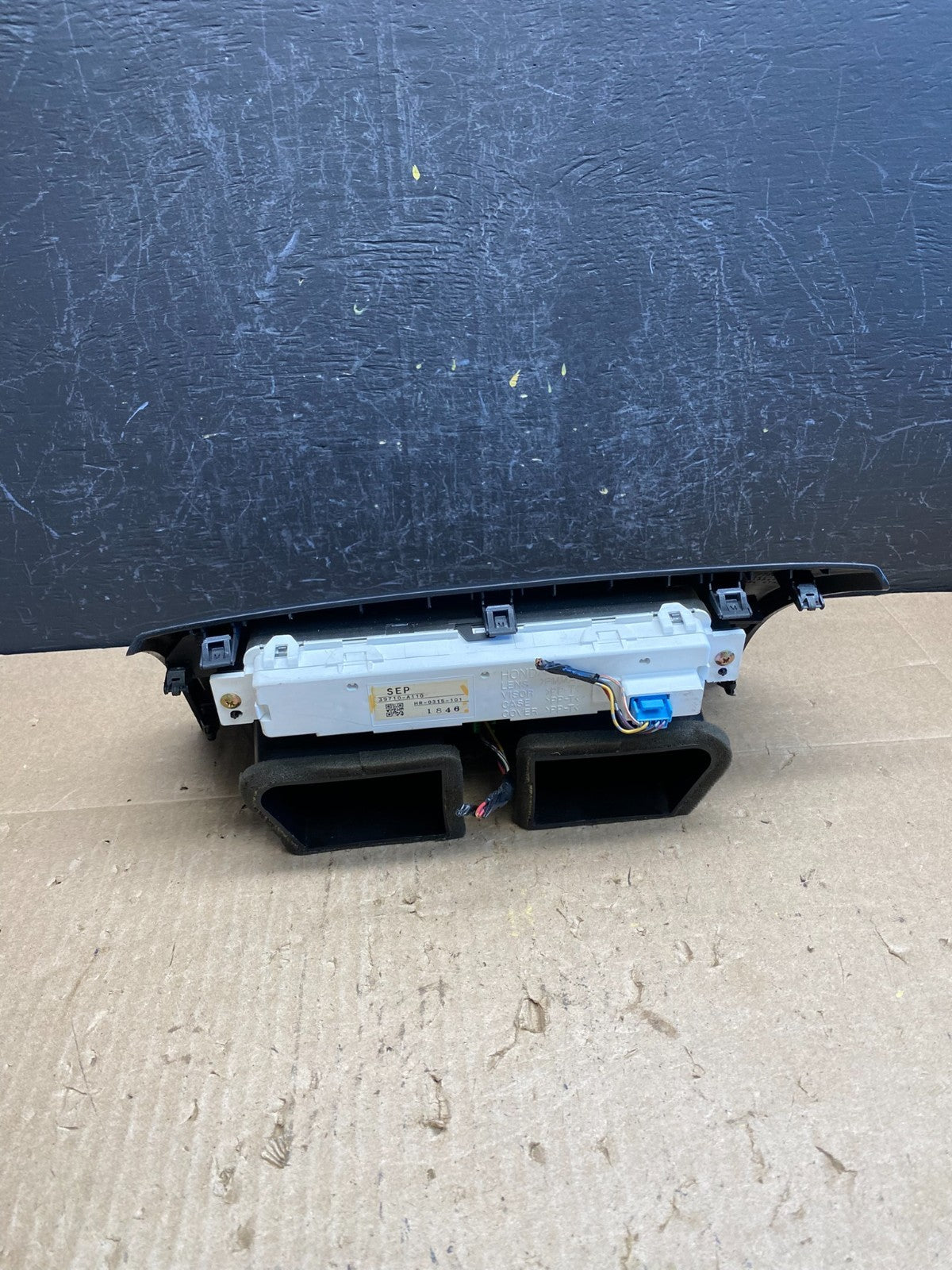 2004 to 2008 Acura TL Front Dash Dashboard AC Center Clock Air Vent AC6786 DG3