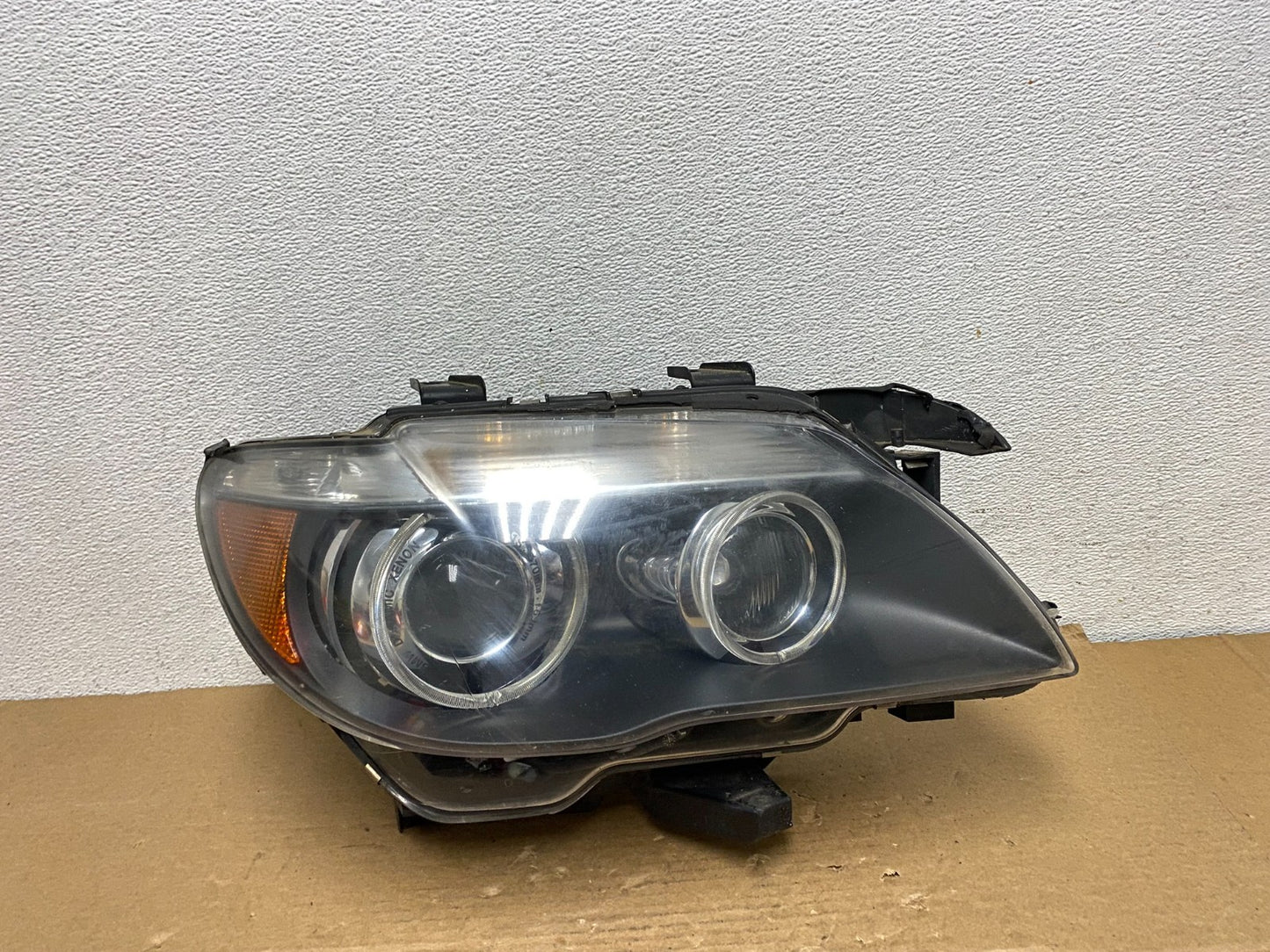 2006-2008 BMW 7 Series 750i Xenon Hid Afs Right Passenger Headlight AD38520