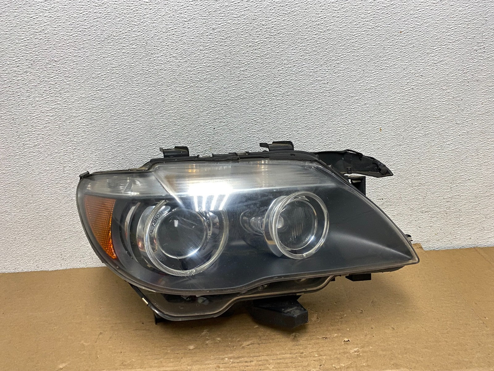 2006-2008 BMW 7 Series 750i Xenon Hid Afs Right Passenger Headlight AD38520