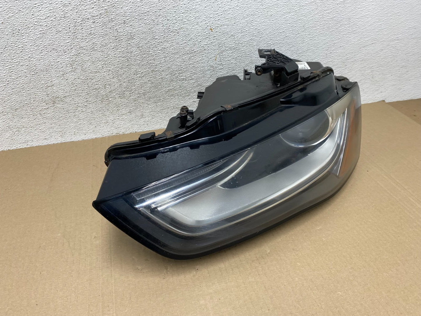 Xenon HID AFS 2013 to 2016 Audi A4 Left Driver LH Side Headlight AF5767 DW2