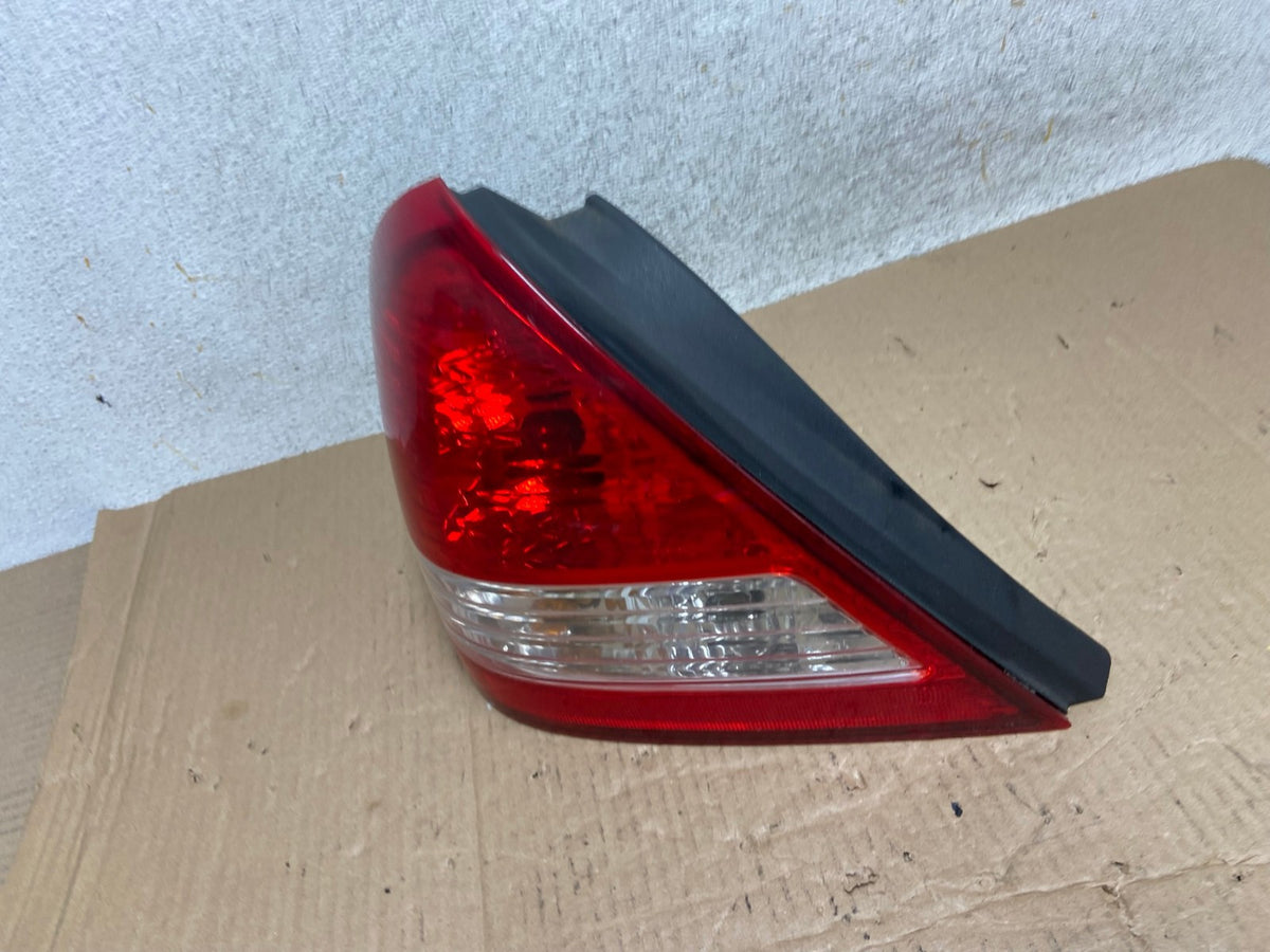 2007-2012 Nissan Versa Sedan Left Driver Lh Tail Light AI1245 LK1