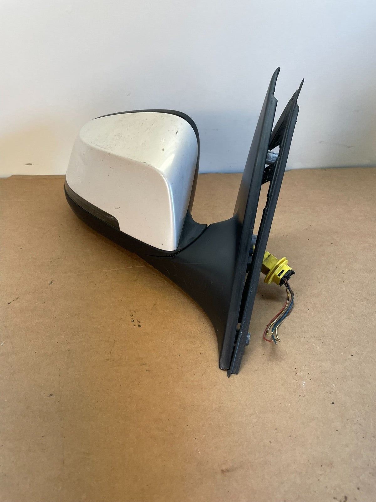 2014-2016 BMW 528i 535i F10 Right Passenger Door View Mirror AF8845 DG1