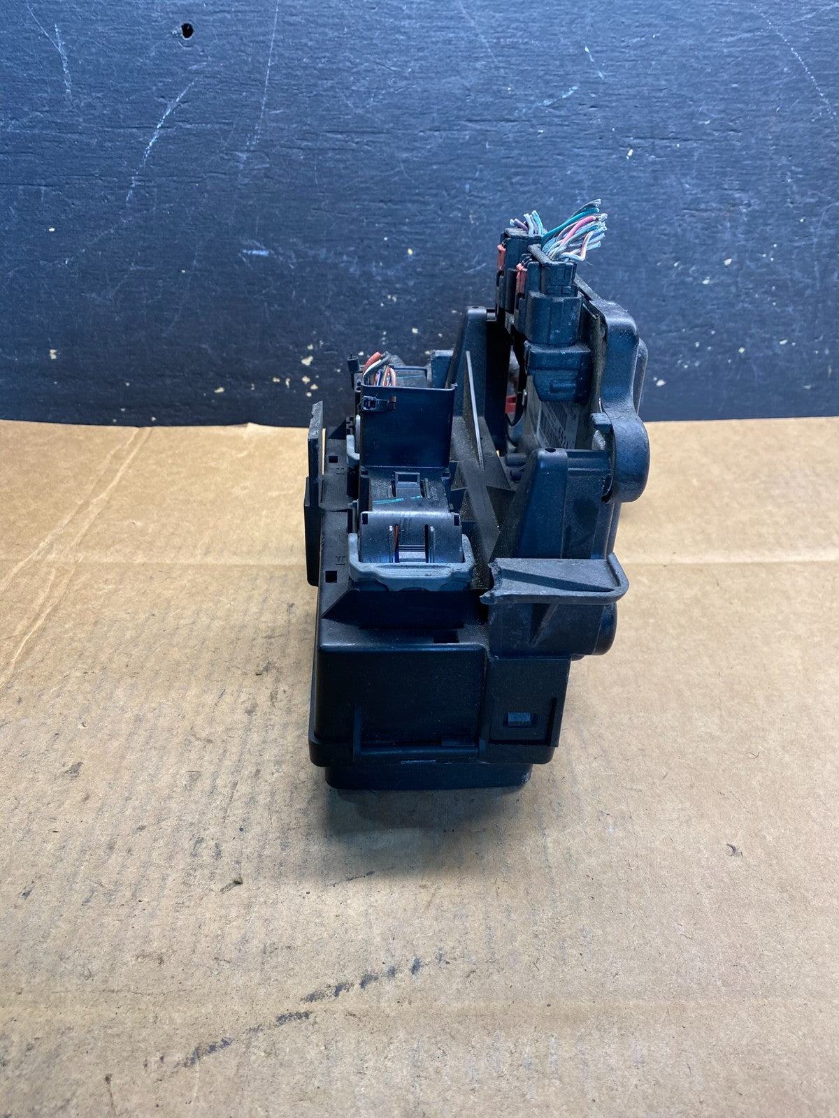2005 Jeep Grand Cherokee Integrated Power Fuse Box Relay 04692071AB AB3739 DG3