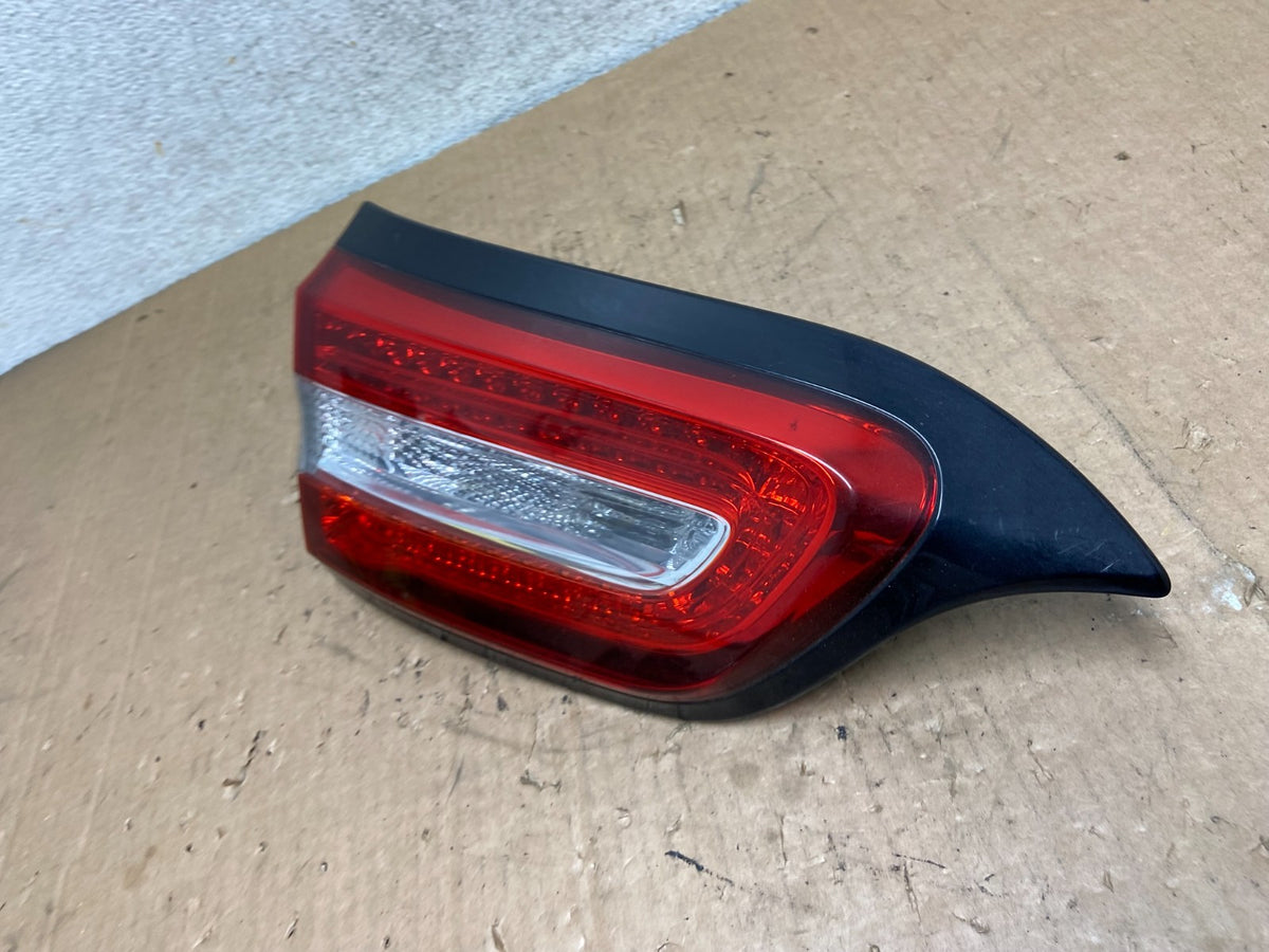 2014 to 2018 Jeep Cherokee Left Driver LH Side Inner Tail Light AI9203 LK1