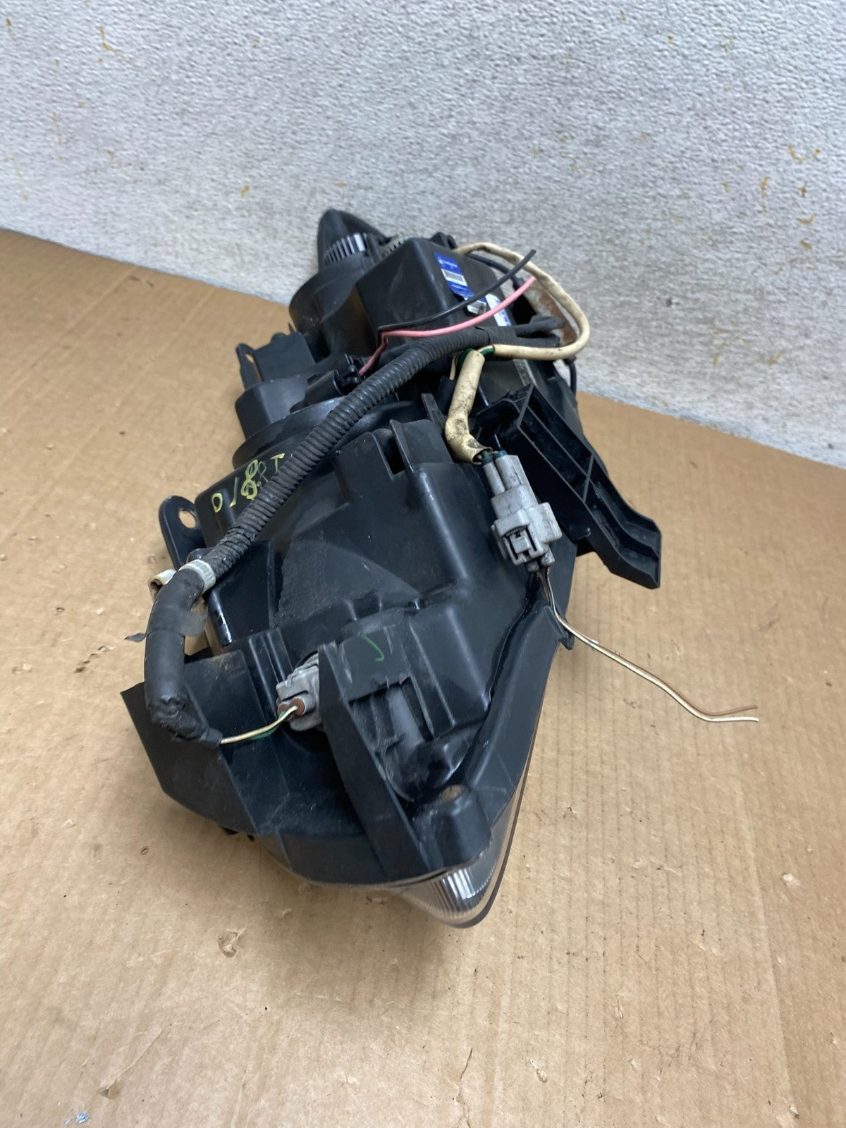 2008 2009 2010 Scion Tc Right Passenger RH Side Halogen Headlight AI8810 DW6