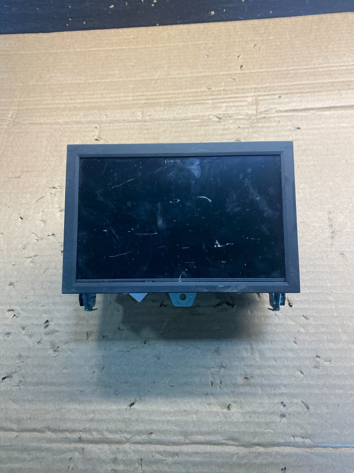 2008 to 2012 Cadillac SRX CTS Audio Radio Screen Display Player AA3182 DG0
