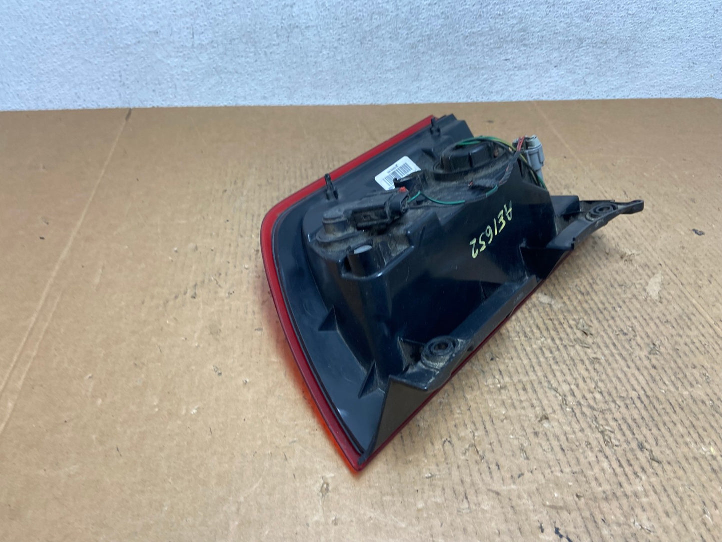 2004 to 2010 Infiniti Qx56 Left Driver LH Side Tail Light AE1652 LK5