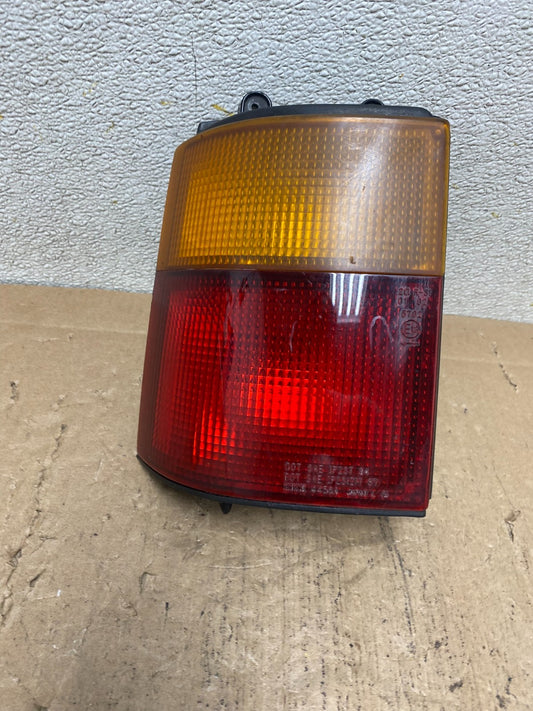 1989 to 1998 Mazda Mpv Left Driver Lh Side Tail Light S0941 DW0