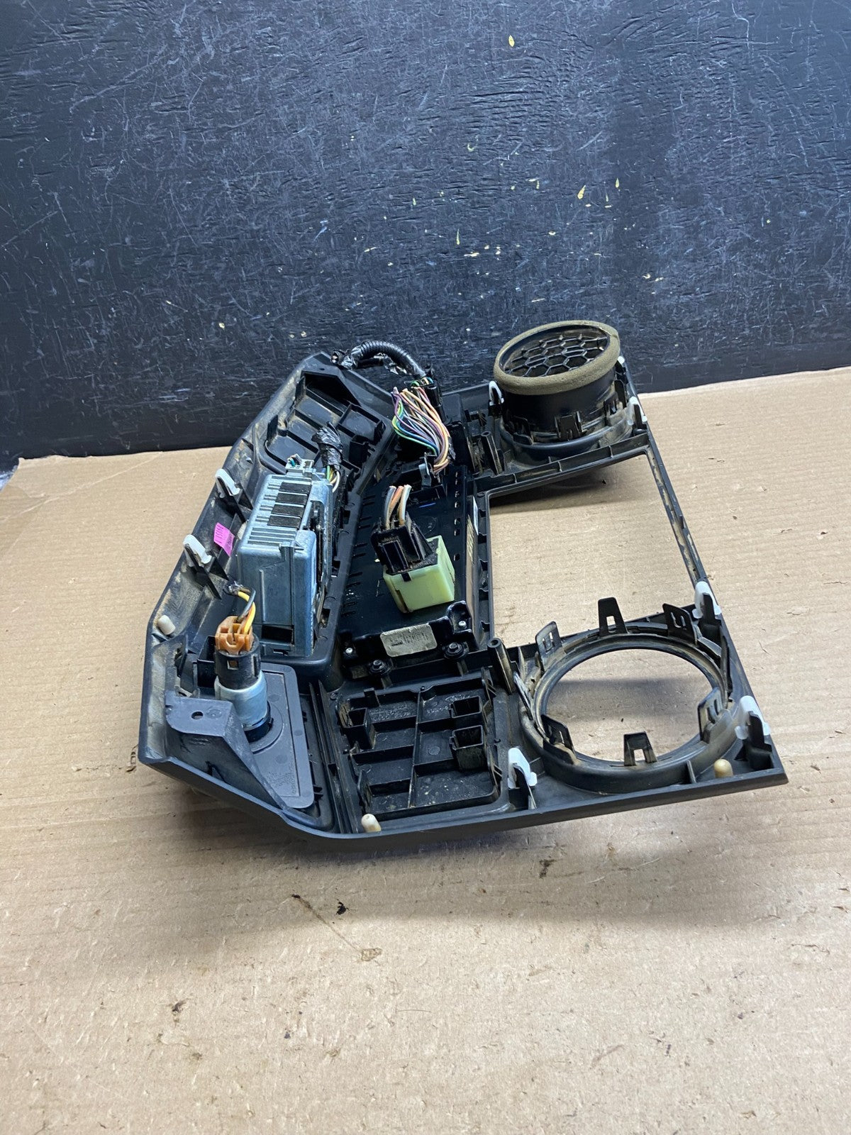 2008-2010 Ford F250 F350 Radio Climate Control Radio Dash Bezel Panel ah3595 DG4