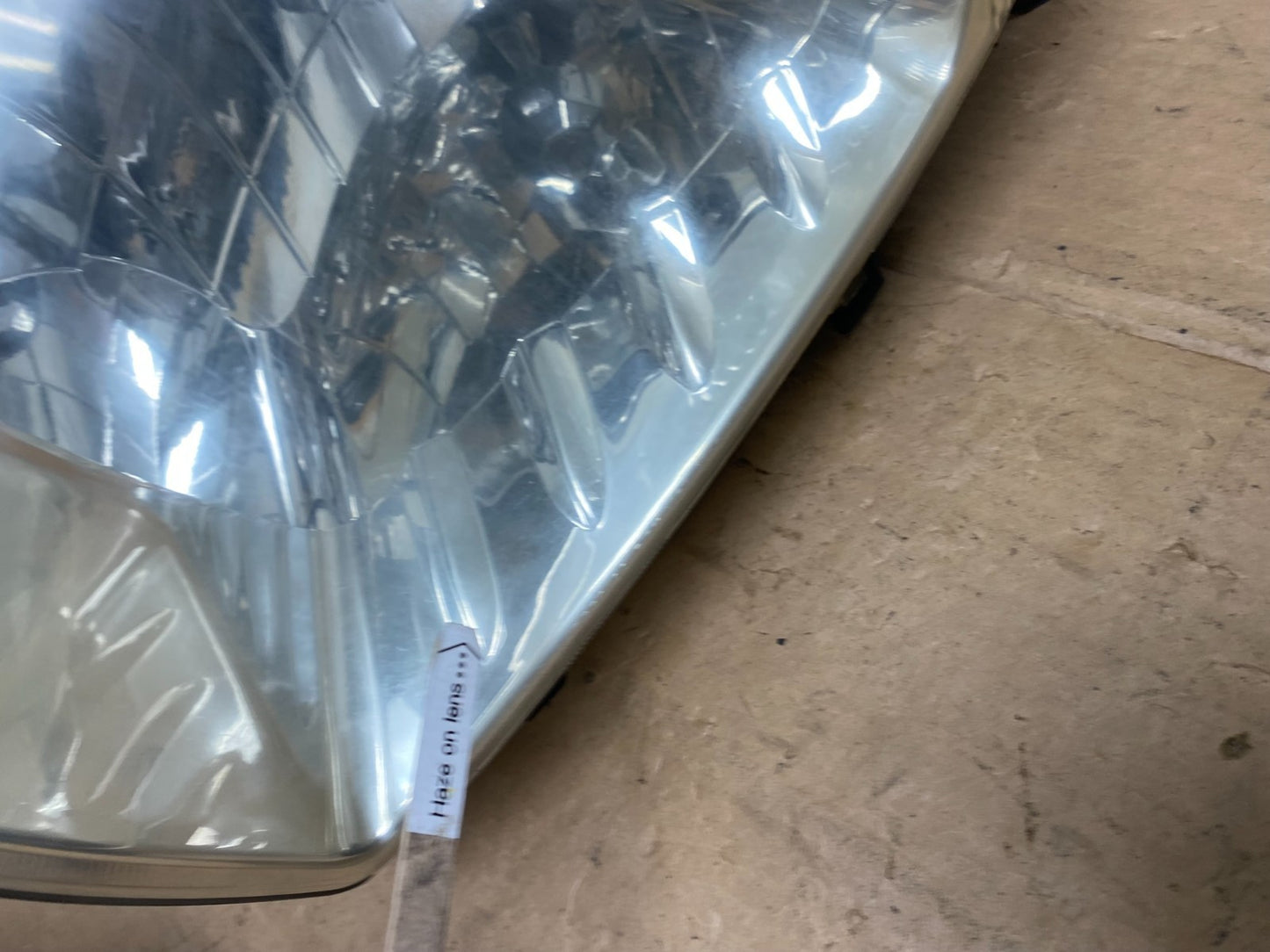 2001 - 2003 Toyota Rav4 Left+Right Side Headlights Halogen AD1312 DW6
