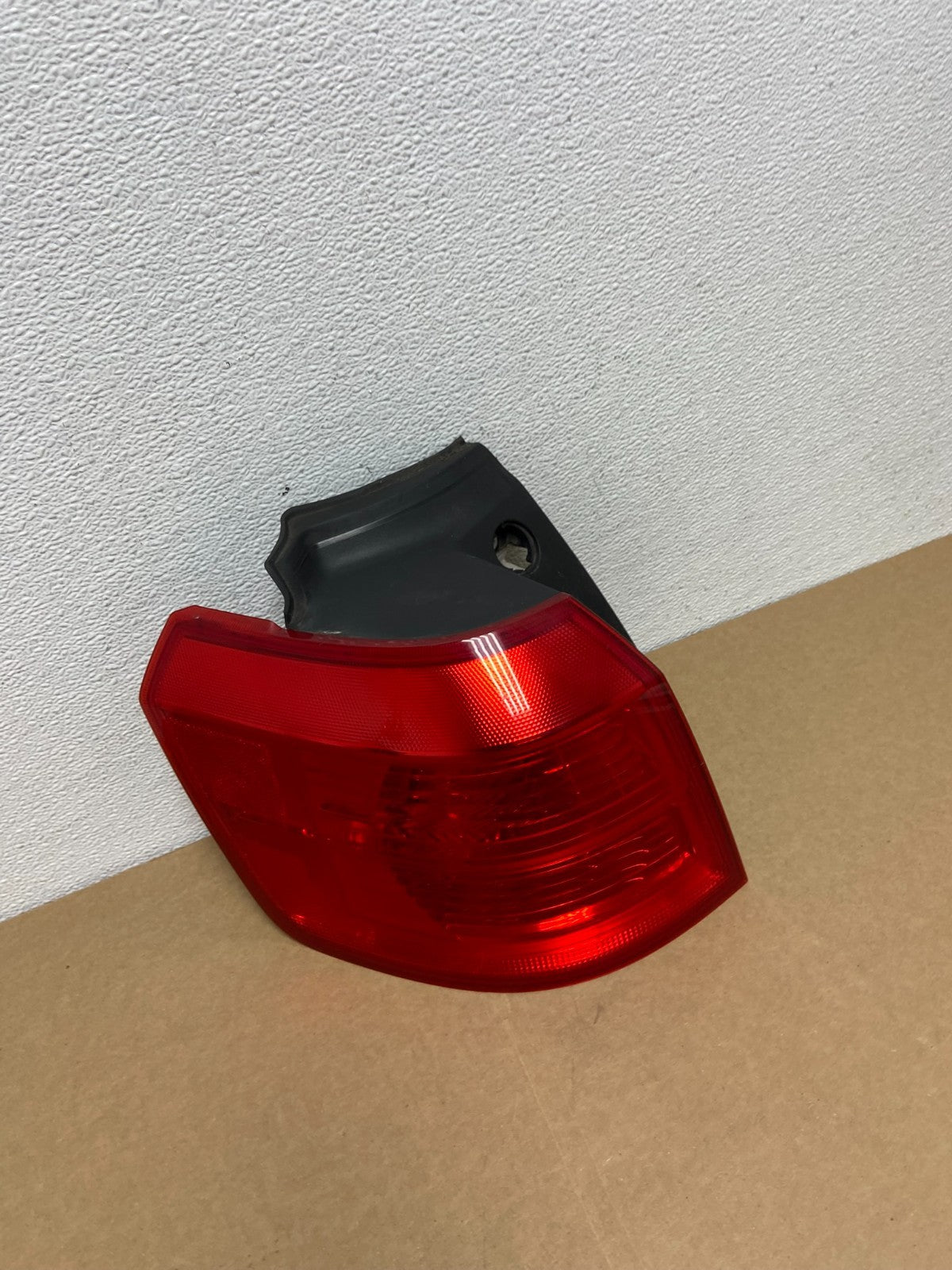 2010 to 2017 GMC Terrain Halogen Tail Light Left Driver Lh Side OEM AB9941 DW2
