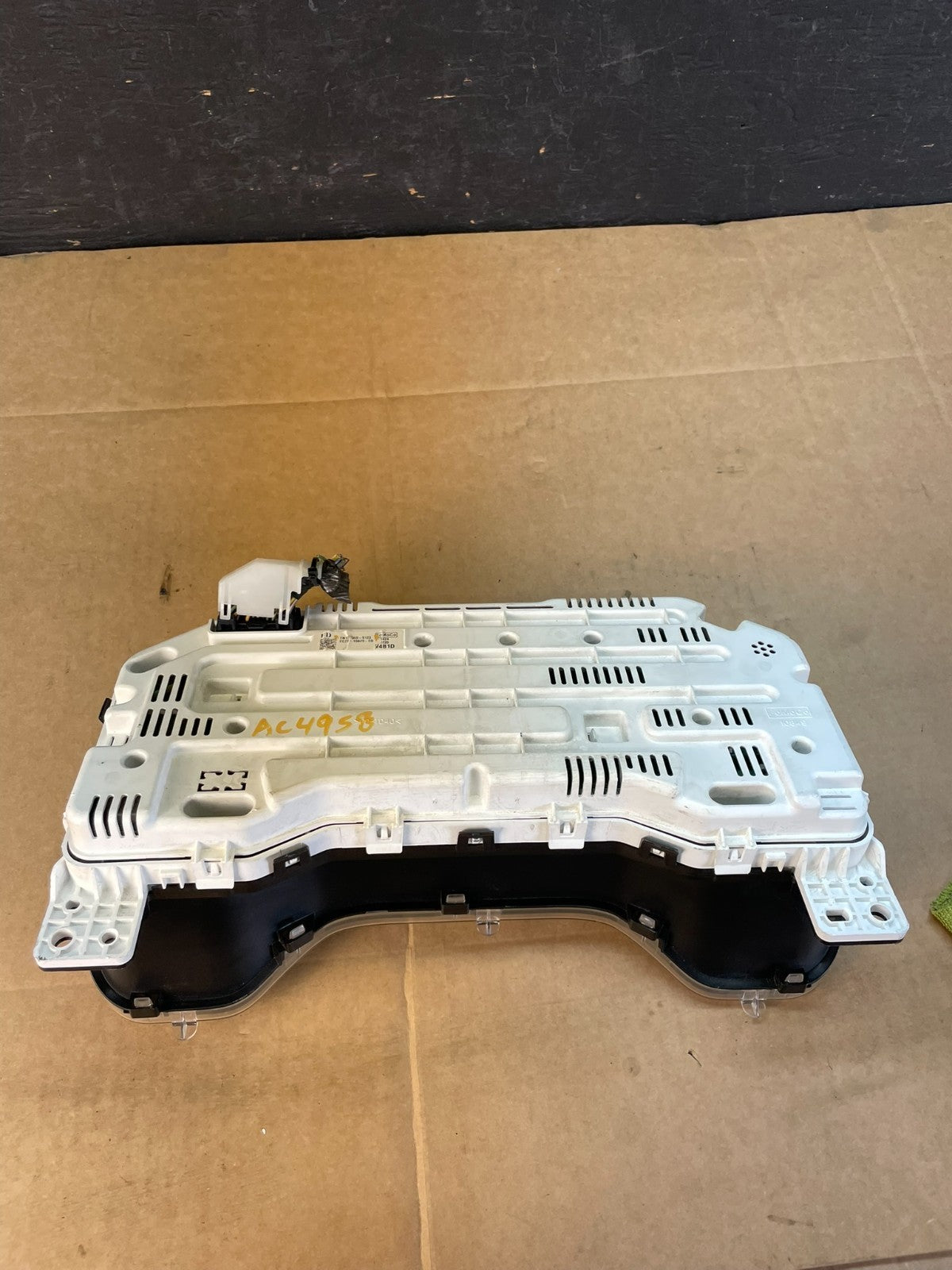 2014 2015 Ford E150 E250 E350 VAN Gauge Speedometer Cluster ac4958 DG7