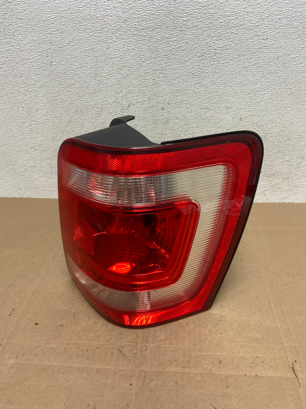 2008 to 2012 Ford Escape Right Passenger RH Side Tail Light AE5023 LK0