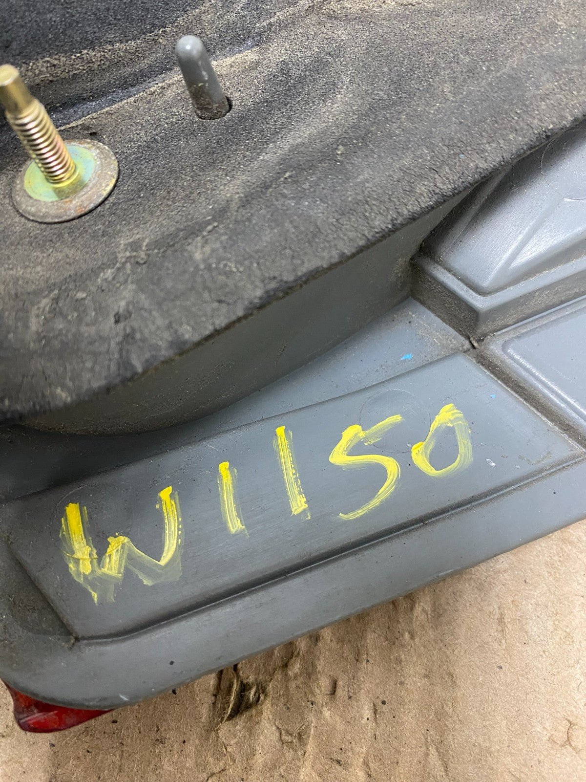 2005 2006 2007 Honda Odyssey Inner Left Driver Lh Tail Light W1150 DW9