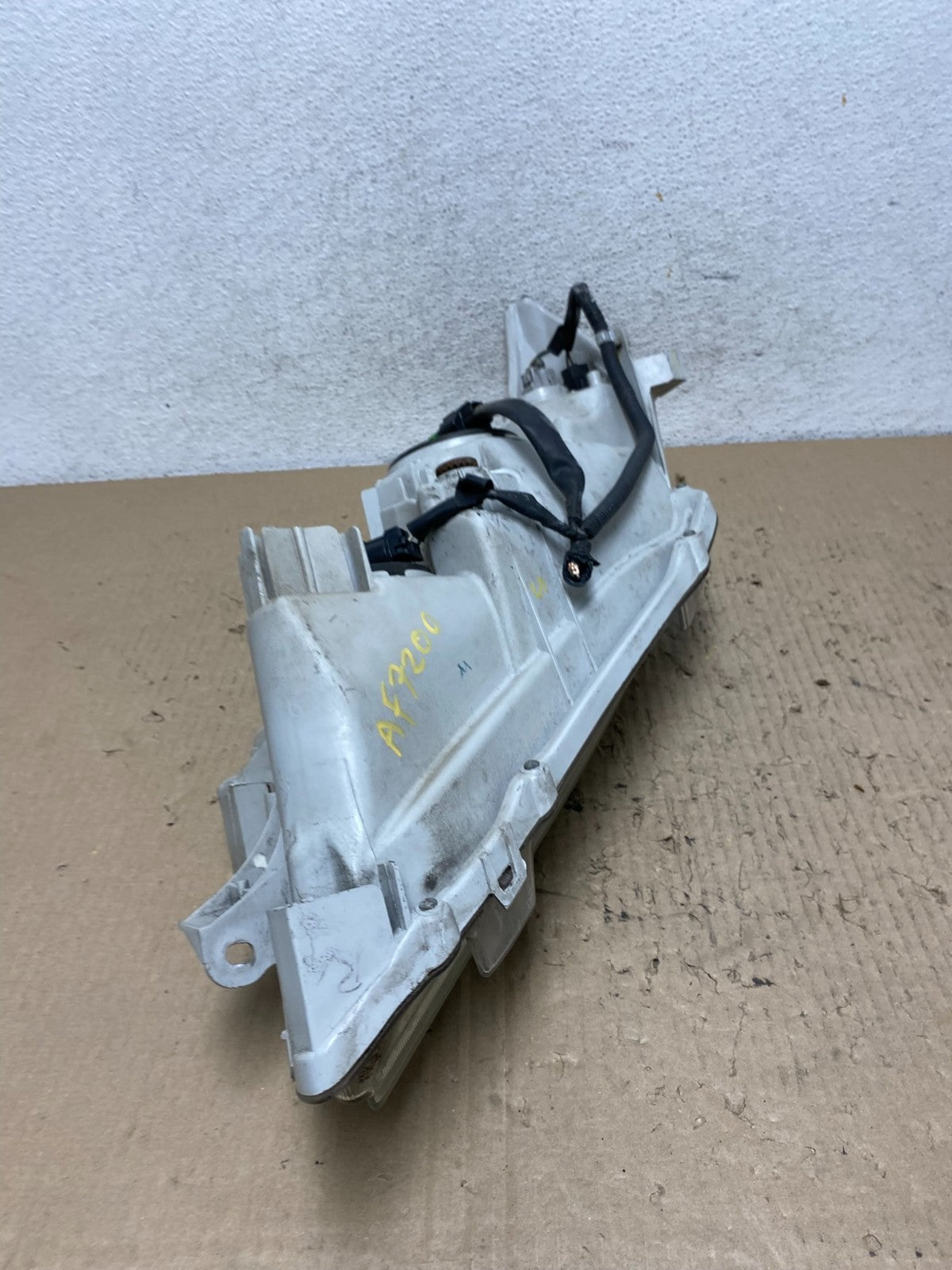 2007 - 2009 Toyota Camry Halogen Right Passenger Headlight AF7200 DW9