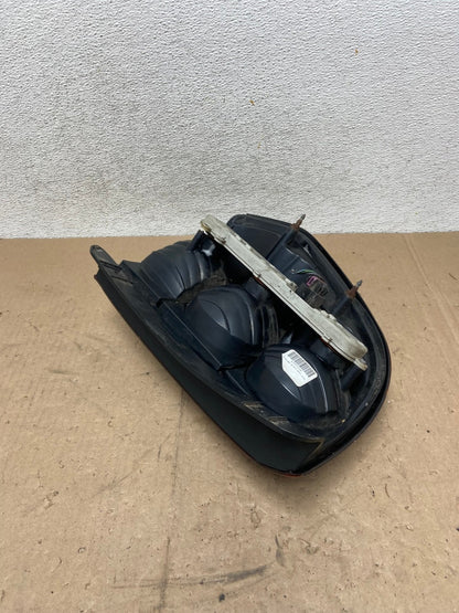 2002 to 2009 Chevrolet Trailblazer Right Passenger Rh Tail Light AG4926 LK6