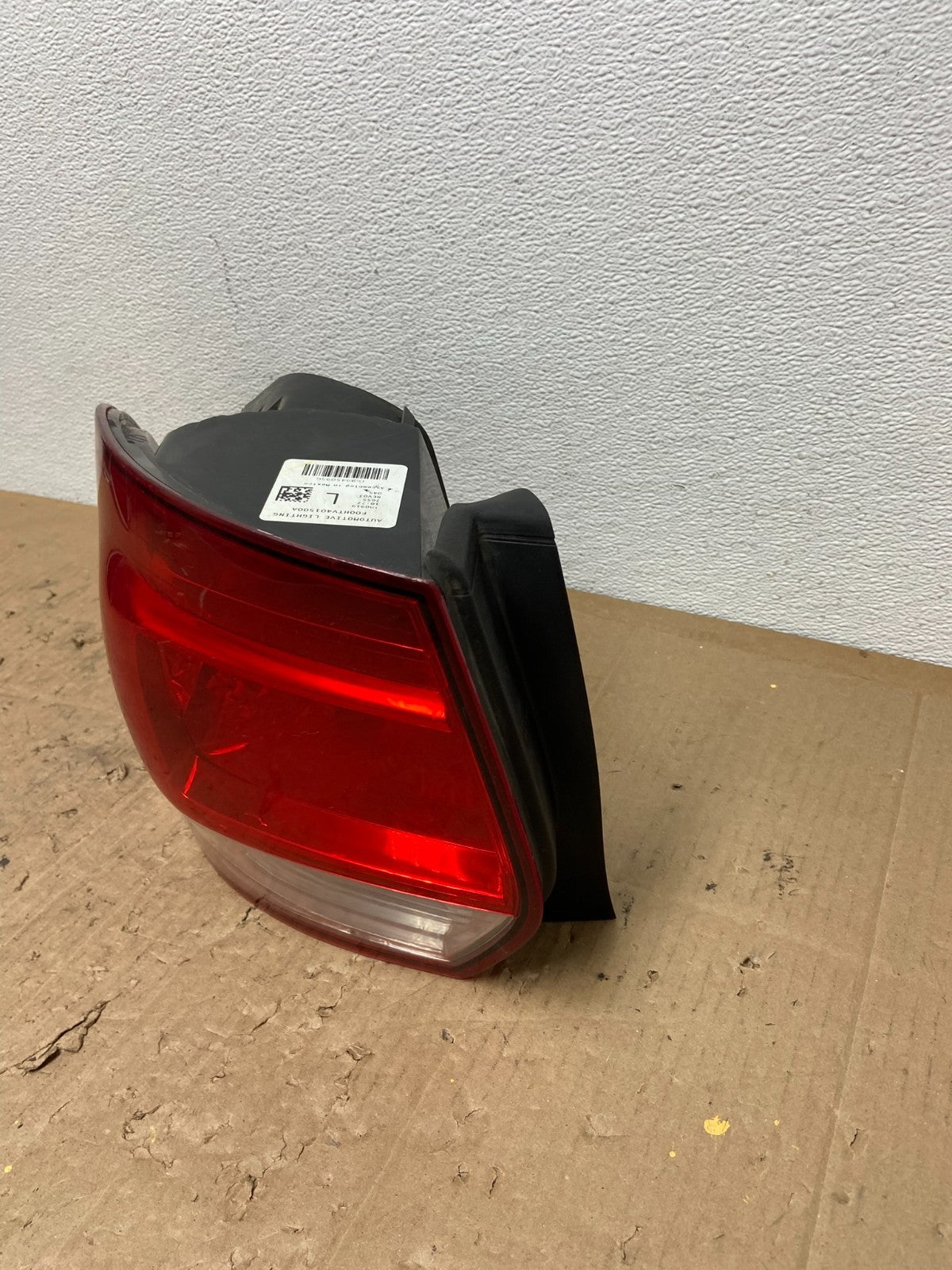 2010-2014 Volkswagen Golf MK6 Wagon Left Driver LH Tail Light OEM AC0241 DW1