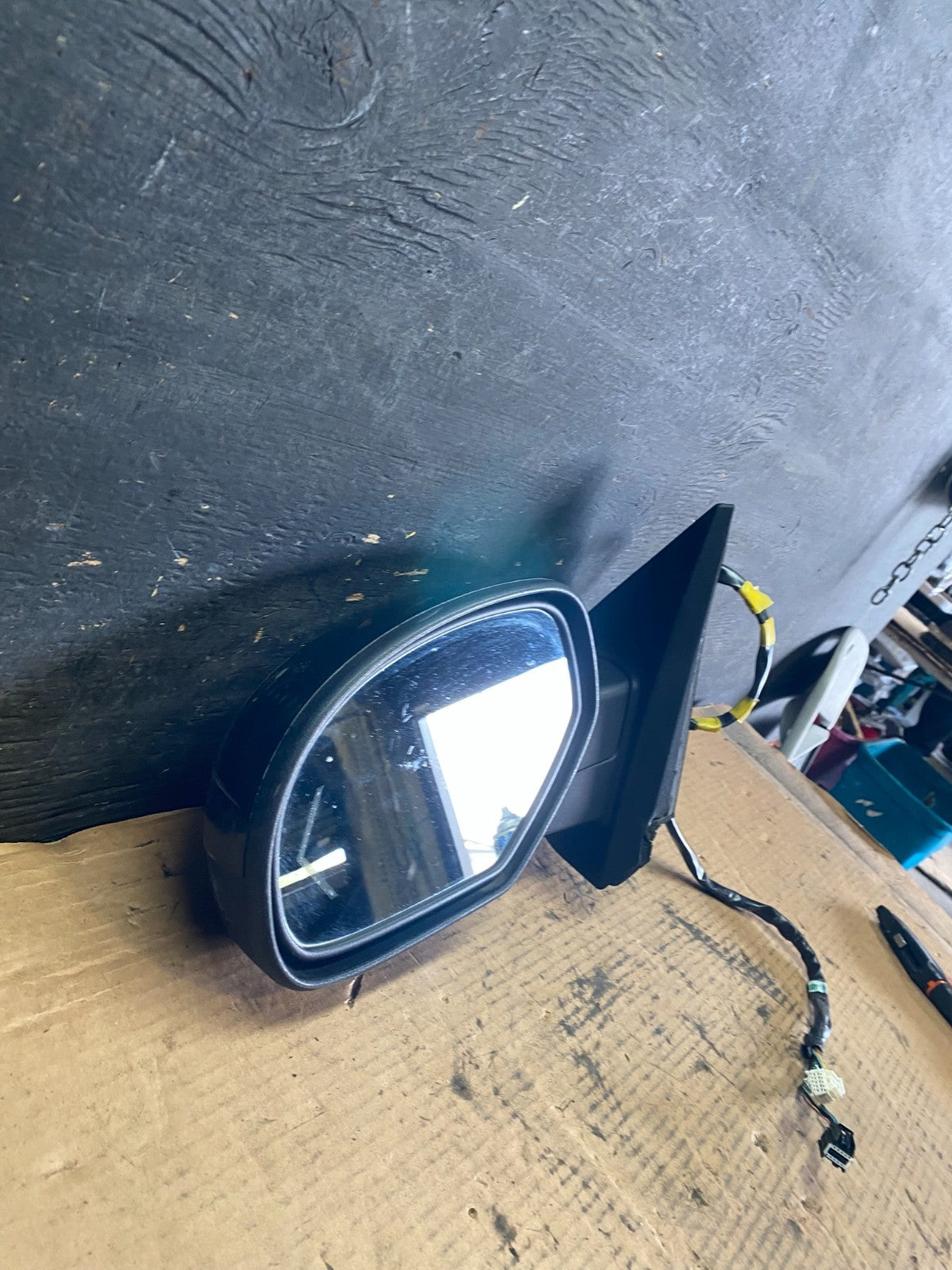 2007-2013 Chevrolet Tahoe Silverado Suburban Left Turn Signal Mirror S0477 DG13