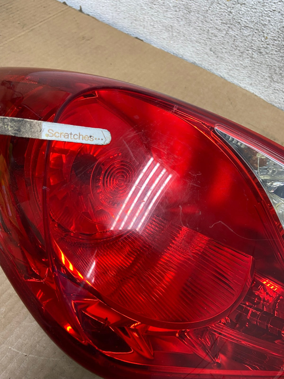 2011 2012 2013 Hyundai Sonata Left Driver LH Side Tail Light AI7805 LK3
