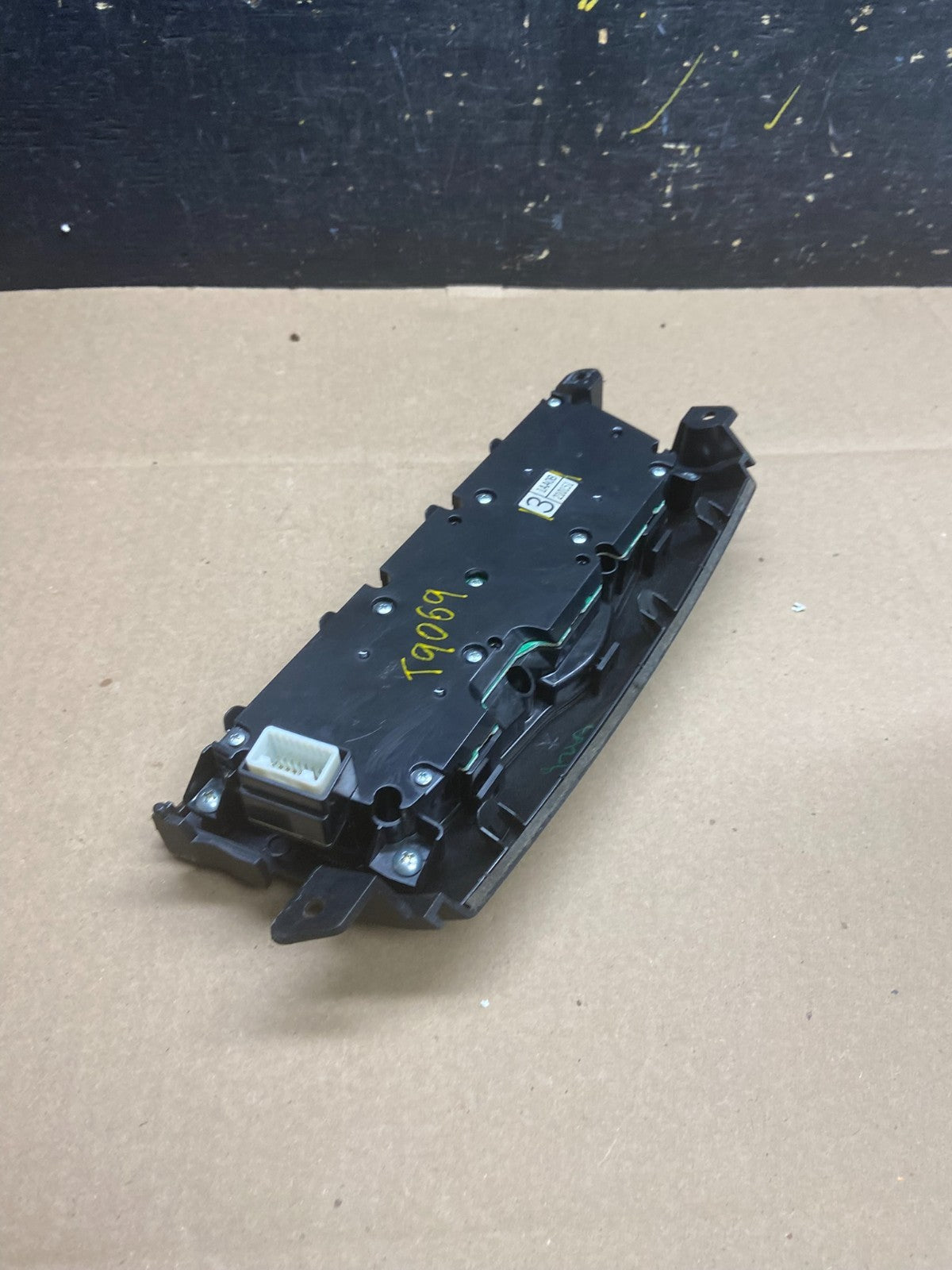2009 - 2014 Nissan Murano AC Air Temperature Climate Control Panel T9069 DG3
